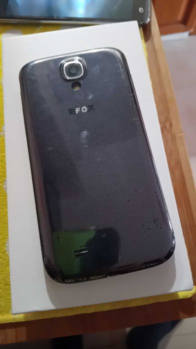 Telemóvel EFOX smart