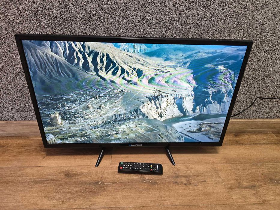 Telewizor 32" cale Blaupunkt BN32H1372EEB, pilot