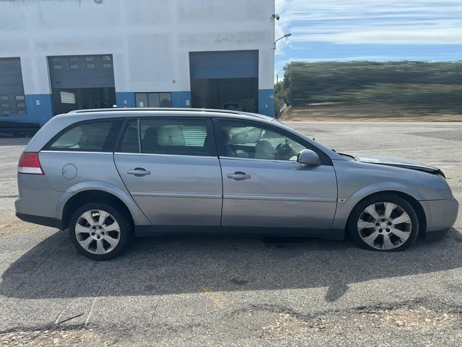 Opel Vectra C Caravan 1.9 CDTI de 2004 para peças