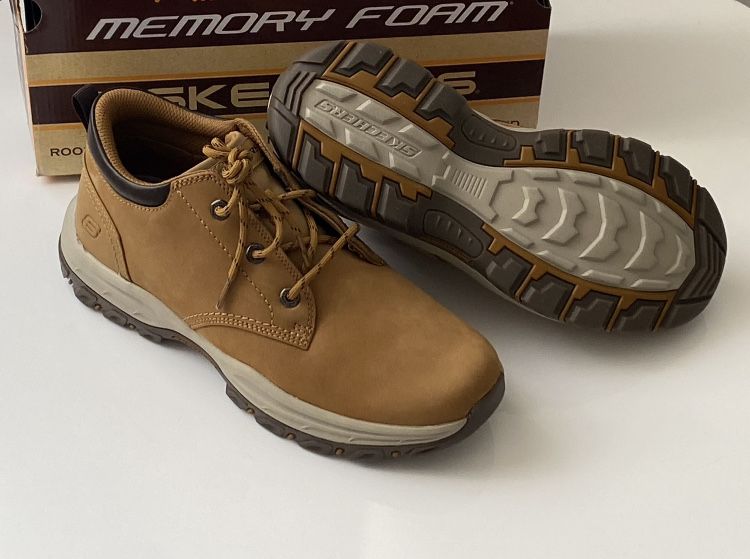 Черевики  на  утепленні Skechers шкіряні   р.43.р.45