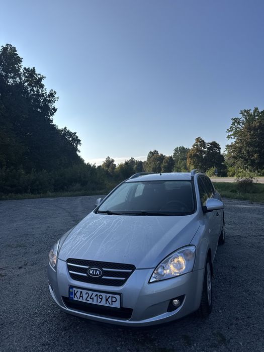 Kia ceed 2009 рік