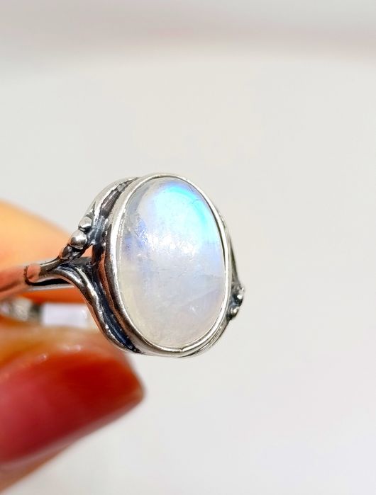 Pierścionek kamień księżycowy srebro 925 rozmiar 18