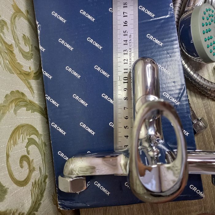 АКЦИЯ!!Смеситель/змішувач/кран для ванны с лейкой и шлангом для душа