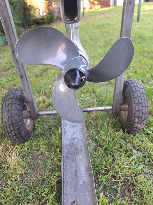 Silnik zaburtowy Honda 6km 4t