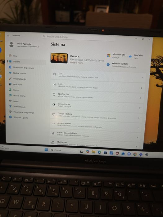 ASUS Vivobook F1504VA | 16GB RAM | SSD | Como novo  Vendo portátil ASUS Vivobook F1504VA em excelente estado.