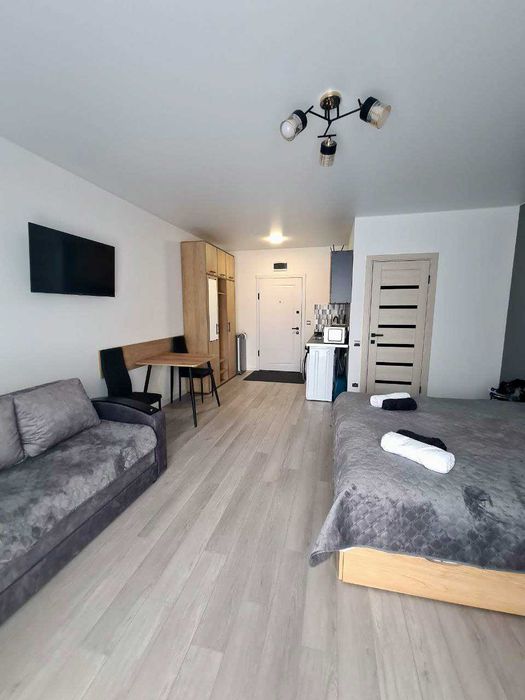 Квартира - апартаменти Поляна ЖК Green park