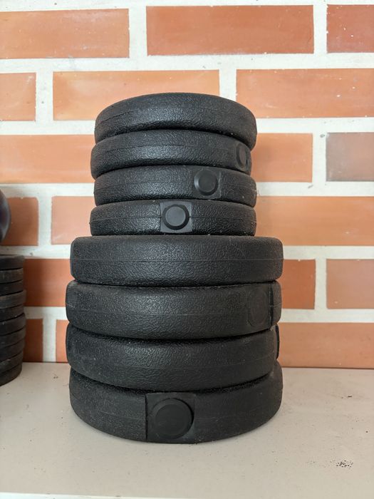 Vendo Halteres com peso ajustavel