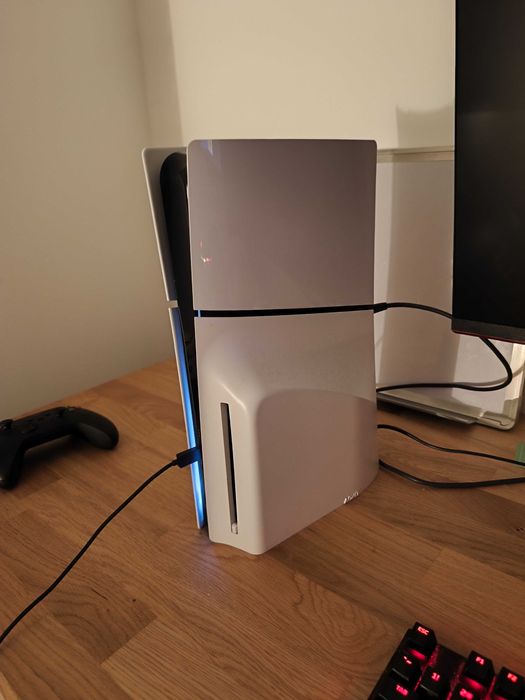 PS5 Slim com disco 1TB com garantia + comando original + 2 jogos