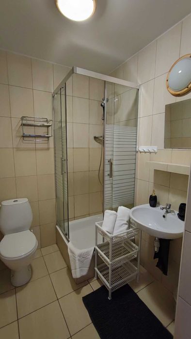 Promocja sierpień, plaża 250 m, centrum 200 m . Pokoje z łazi