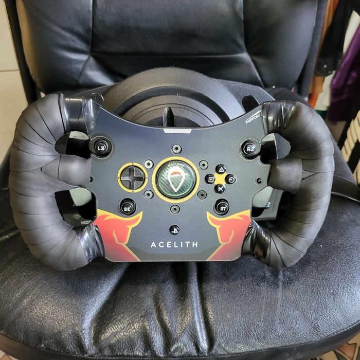 Vendo   thrustmaster t300