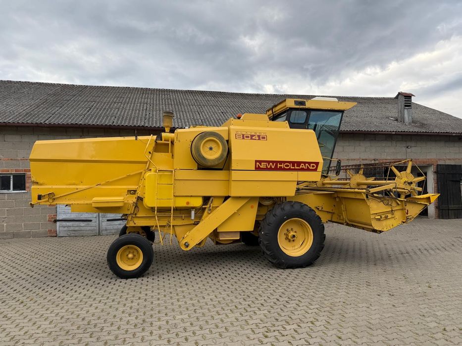 Kombajn NEW HOLLAND 8040 nie 8050 8060 bizon MF Claas