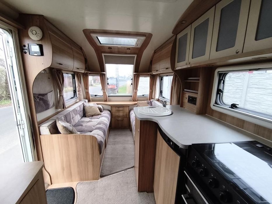 Bailey Pegasus Gt65 Verona Łoże Małżeńskie Alu Tech Bodyshell