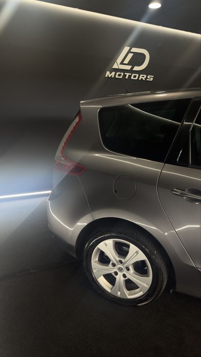 Renault Scenic 1.5 DCI 110 CV 7 Lugares Bose Edtion
