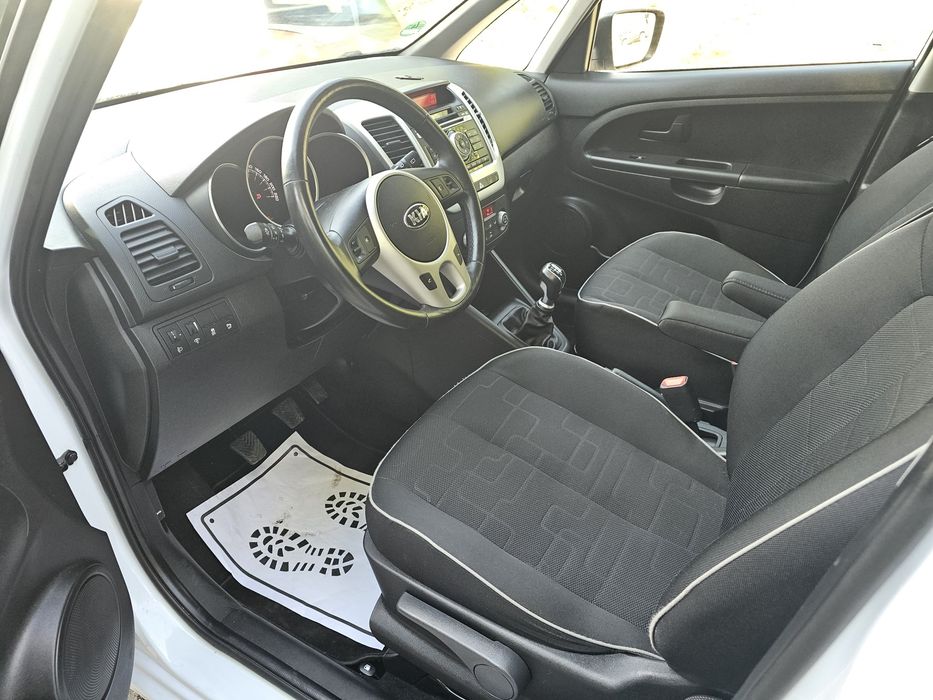 Kia Venga  1.6 benzyna świeżo sprowadzony z Niemiec