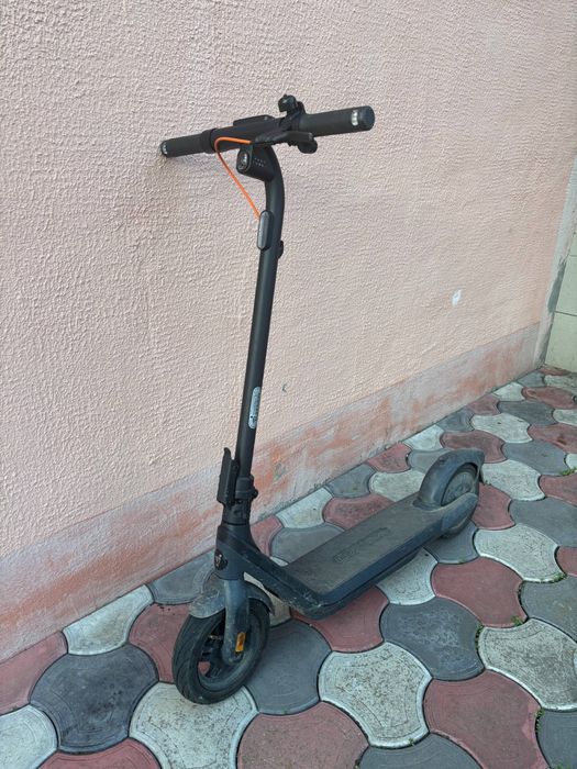 Електросамокат Ninebot E2 pro