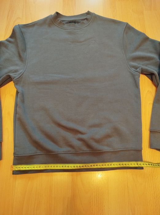 Свитшот  М. River island .             Цвет - графит.