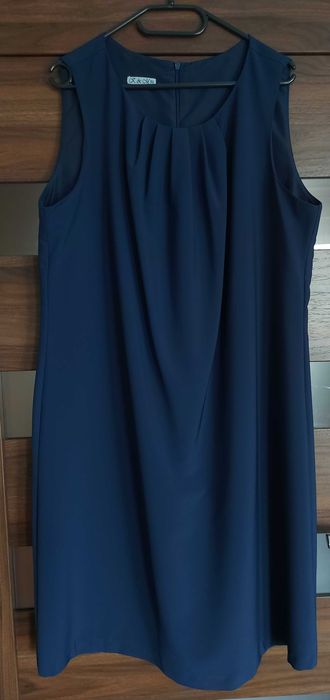 Elegancka sukienka firmy K&M rozmiar 50