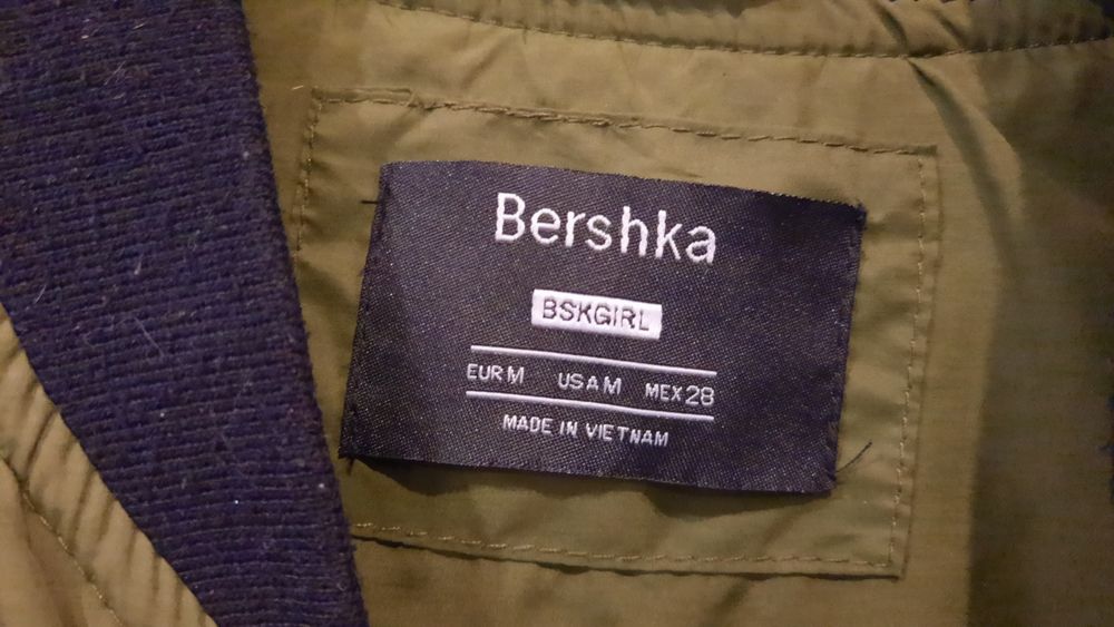 Kurtka przejściówka Bershka