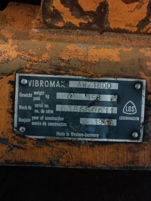 Zagęszczarka Vibromax AW/1800 hatz e75