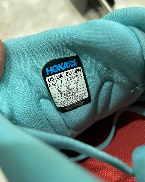 Hoka w Clifton 8