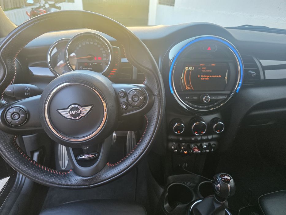 Mini john cooper works 1.5 d