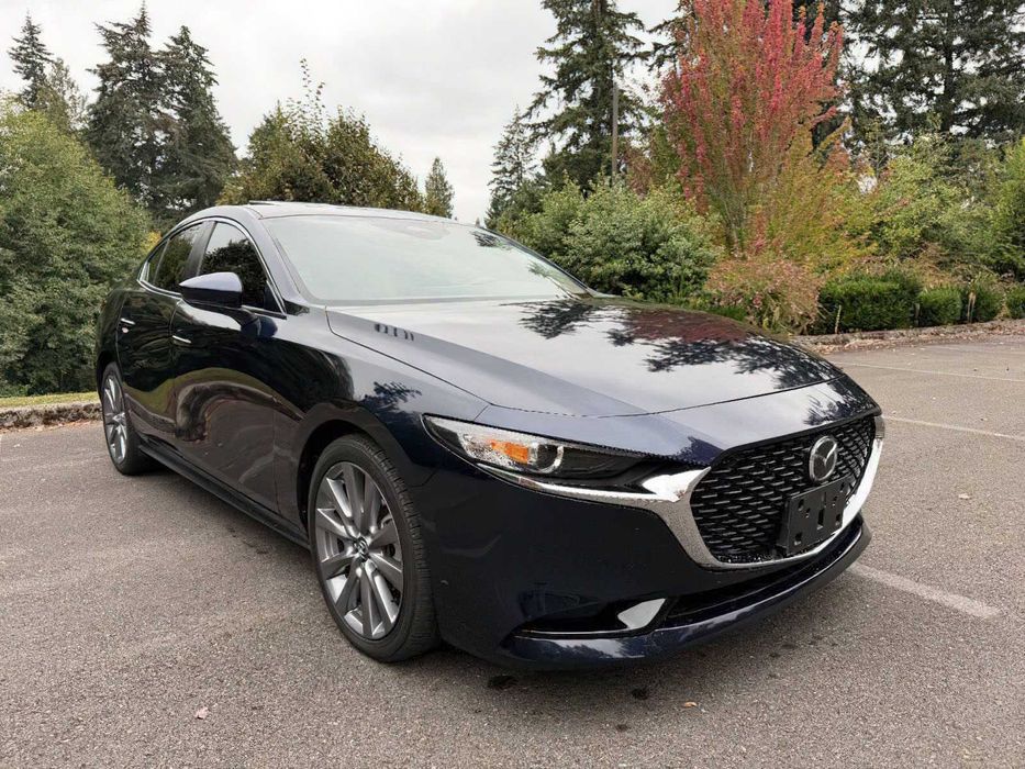 Mazda 3 S Preferred      2024