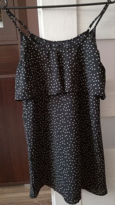 Czarna sukienka damska na ramiączka