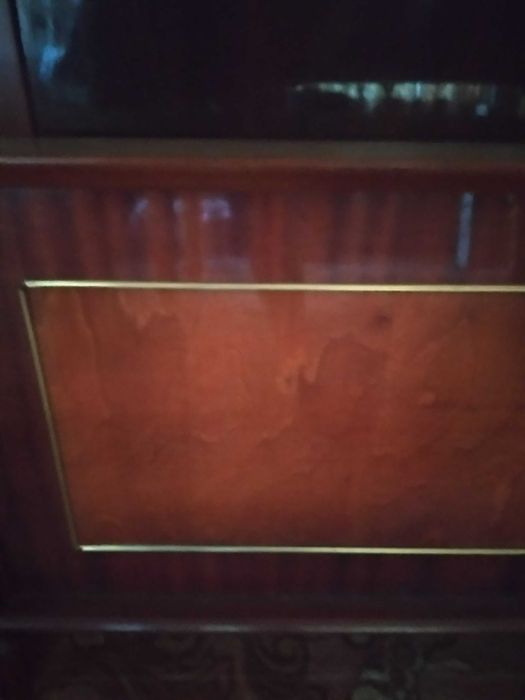 Продам 2-х спальную  кровать..