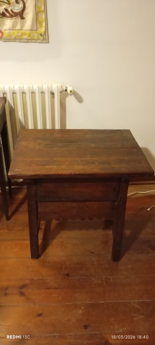 Mesa rustica em madeira maciça