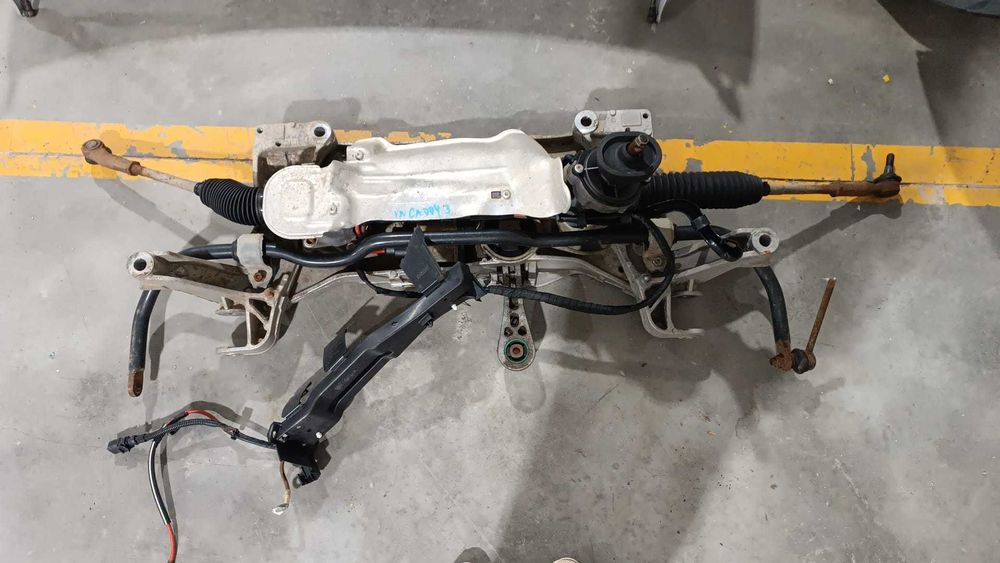 VW CADDYIII , caixa direção, apoio