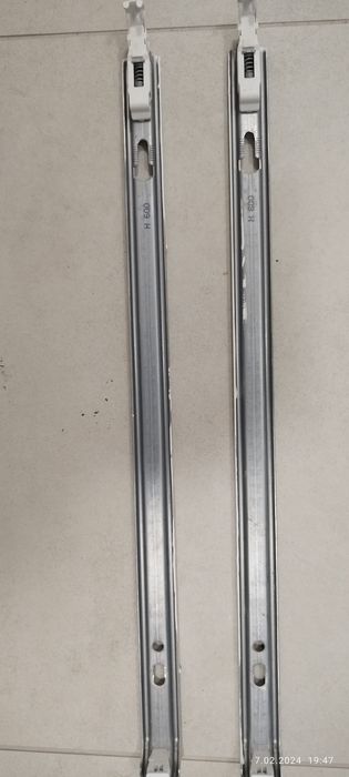 Grzejniki - nowe z regulatorem temperatury i uchwytami