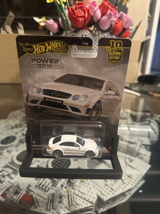 Hot wheels 1:64.