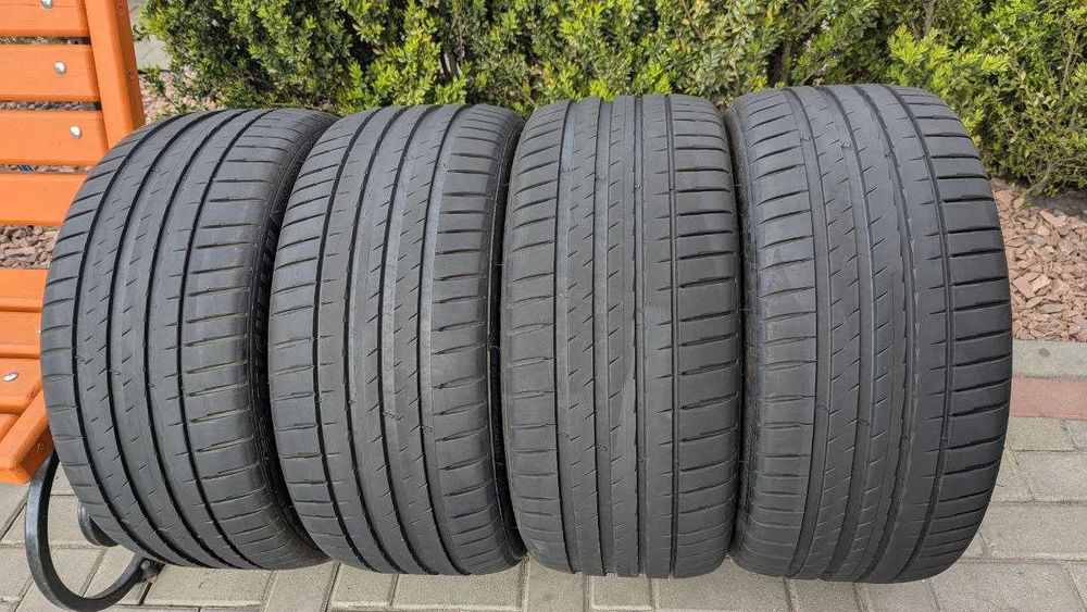 Шини 245/40 R19 98Y Michelin Pilot Sport 4 demo