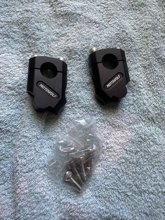 Suporte elevaçao guiador moto