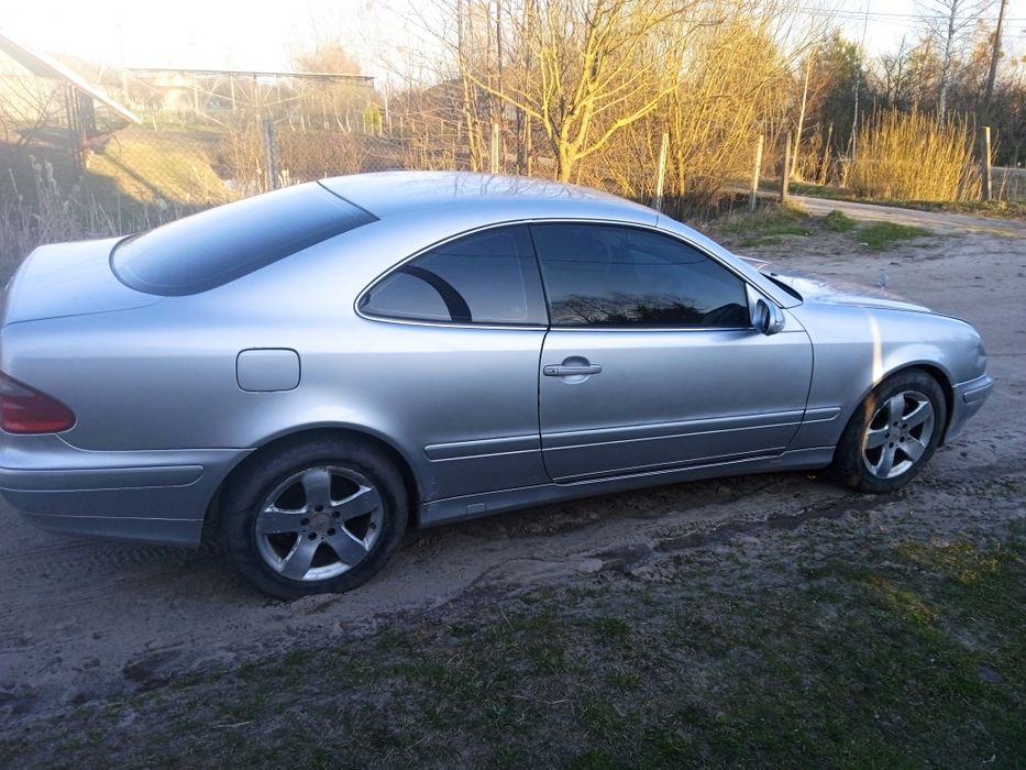 Продам мерс CLK.