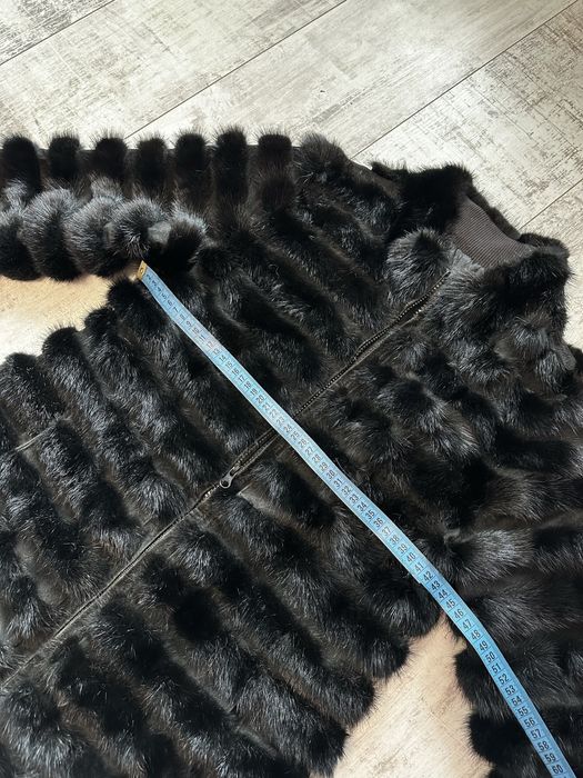 Норкова шубка жіноча