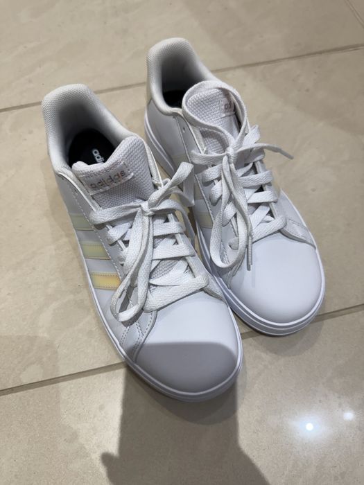 Buty Adidas rozmiar 38 NOWE