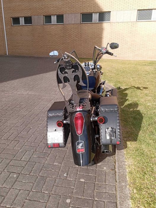 Moto Honda Shadow 750