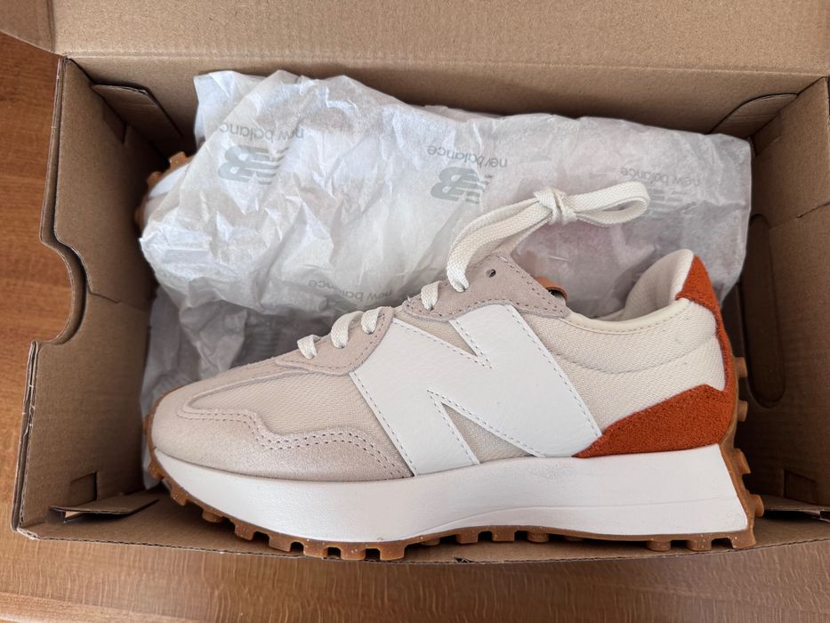 Кросівки new balance 327