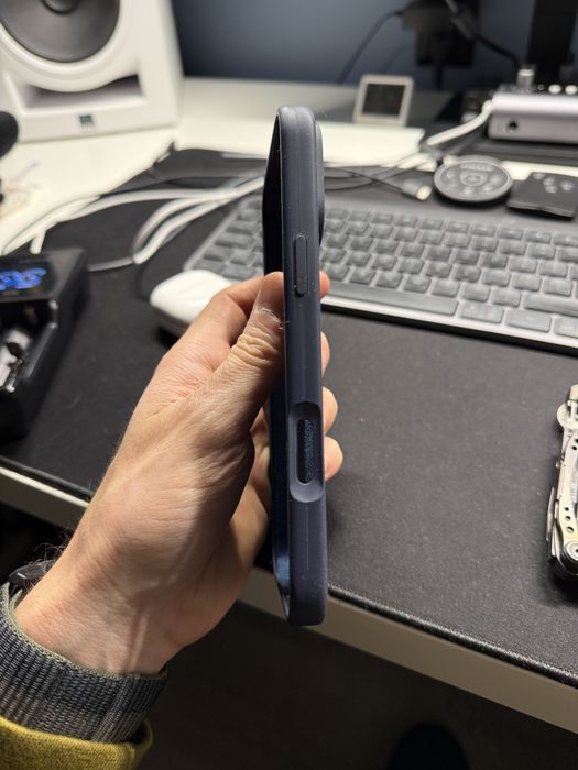 Iphone 16 pro max oryginalne etui granatowe