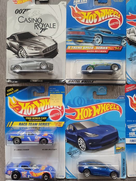 Hot Wheels Nissan Mazda Tesla BMW