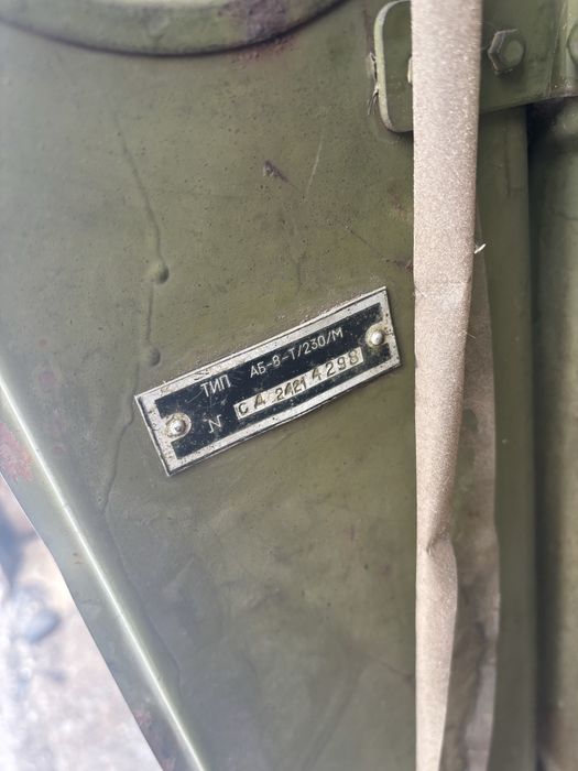 Генератор 3х фазный на 8киловатт практически новый!