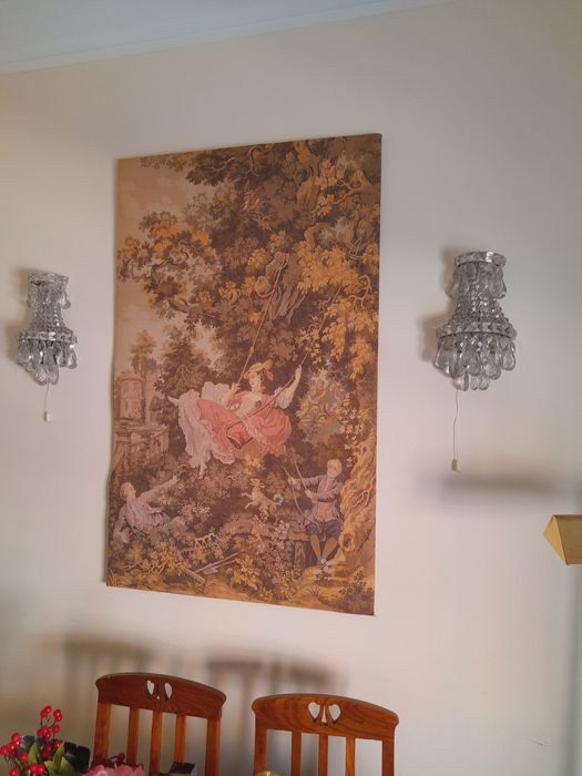 Tapeçaria com figuras romanticas