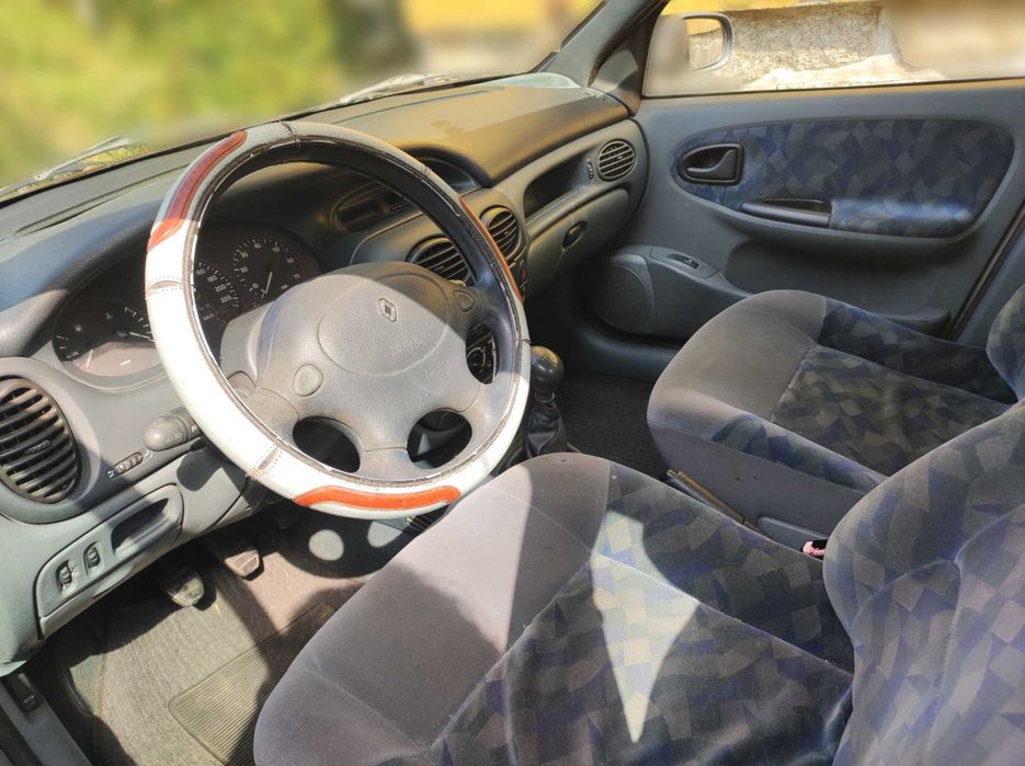 Título:
Renault Mégane 1996 Gasolina