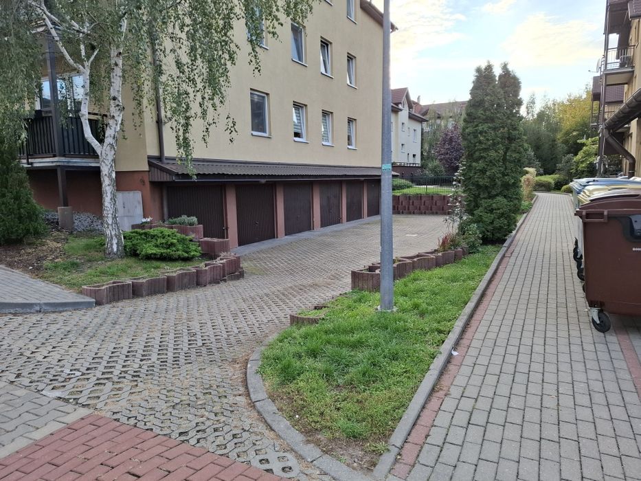 Garaż  murowany  ul.Strzałowa 11A
