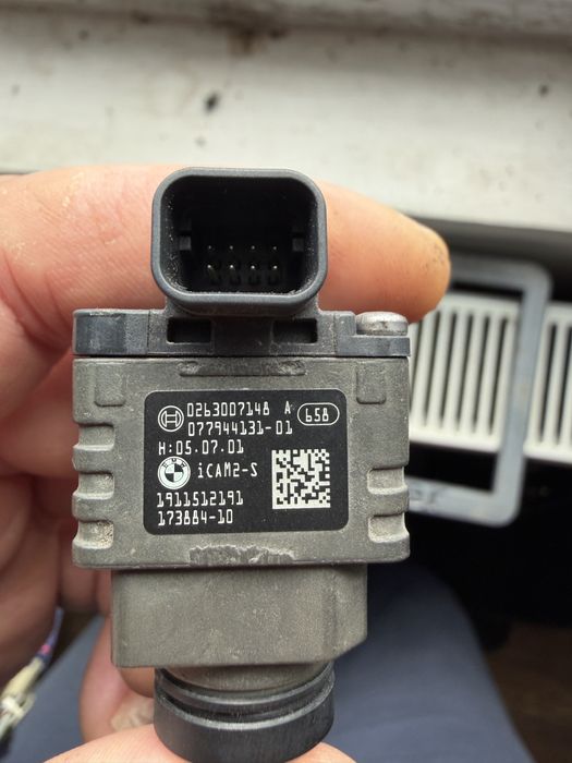 Камера задньго виду BMW 0263007148 A