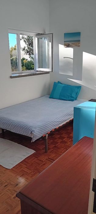 QUARTO arrendar Cascsis
