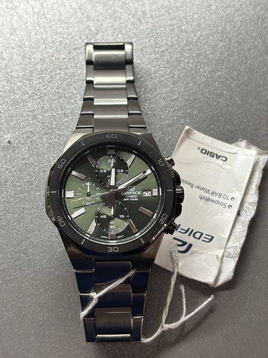 Чоловічий годинник Casio Edifice EFV-640DC-3AVUEF.
