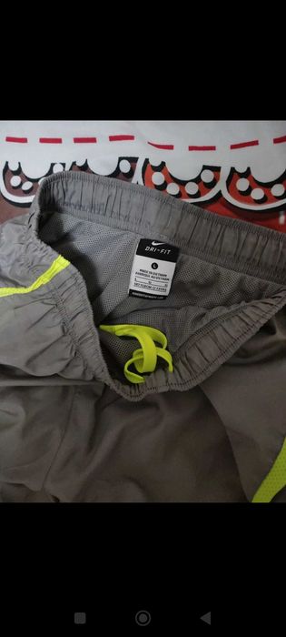 Spodenki Nike 100% poliester