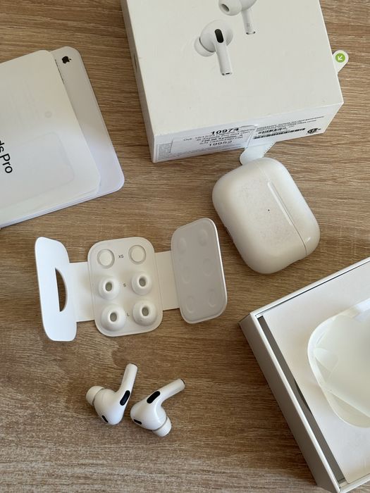 Aiprods pro 2 lightning оригінал